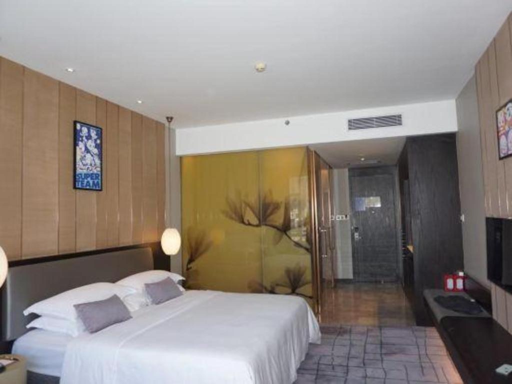Maison New Century Hotel Dongguan Донгуан Екстериор снимка